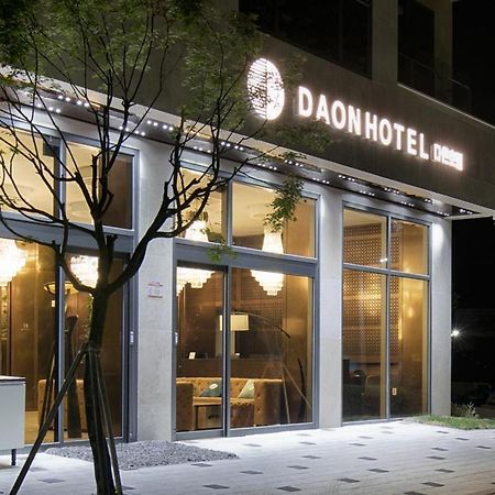 Daon Hotel Jeonju Exteriör bild